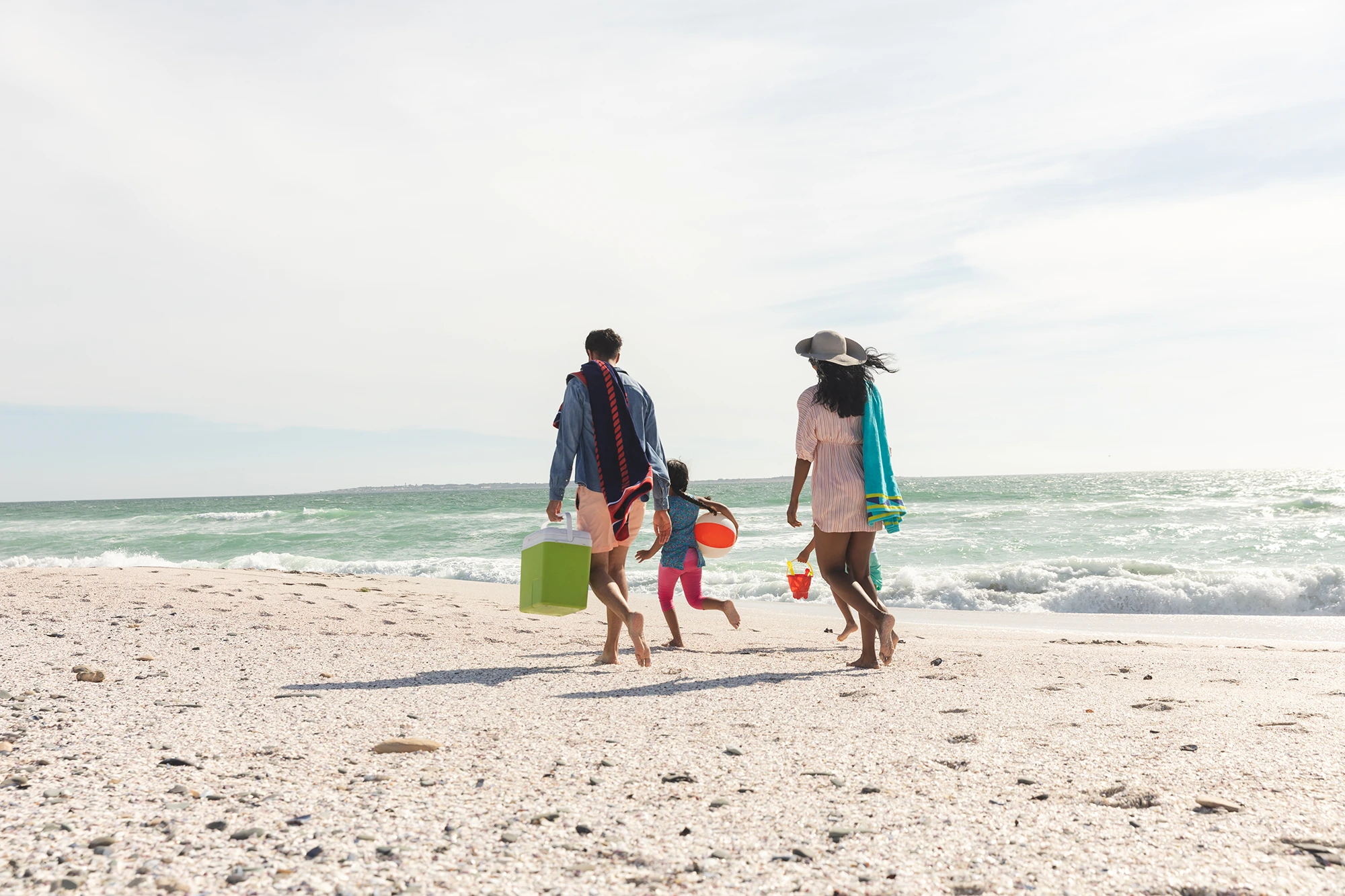 viaje familiar en la playa